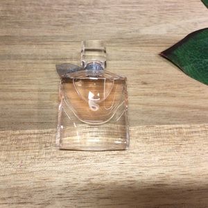 🆕️ Lancome ‘La Vie Est Belle’ Mini (4mL)